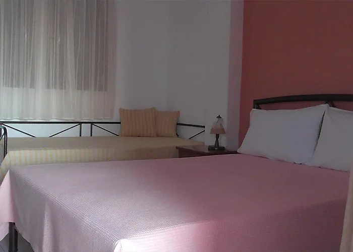 Lägenhetshotell Tripiti 3*
