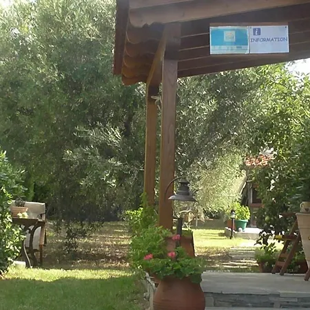 Tripiti 3* נאה רודה