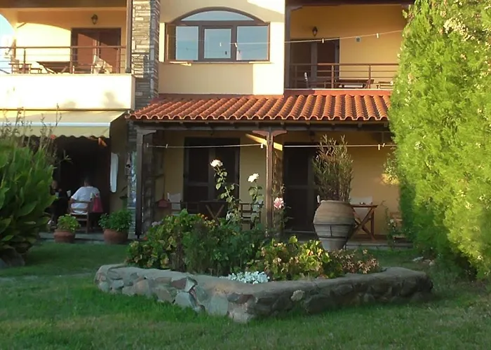 Tripiti 3* Nea Roda